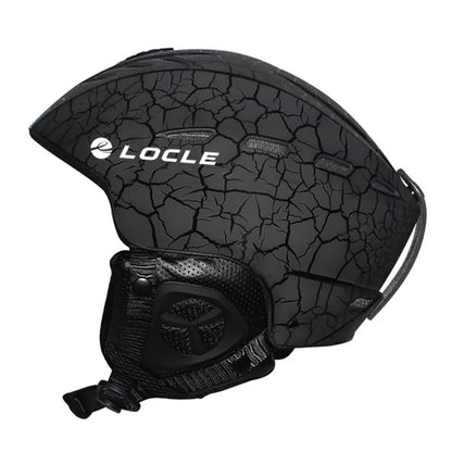 Black textured ski helmet with 'Locle' branding on a white background